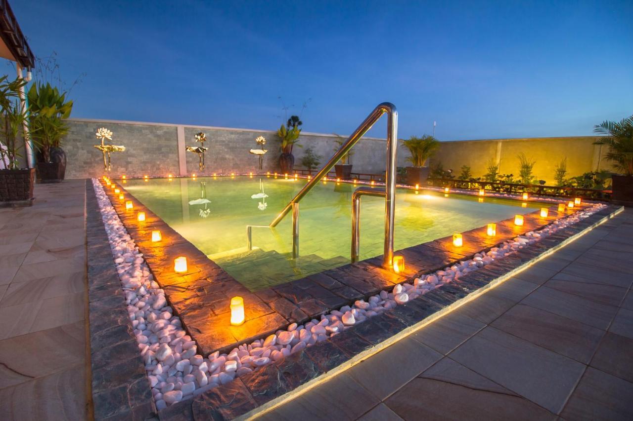 ไร โลตัส รีสอร์ต ดังกอร์ Hotel เสียมราฐ ภายนอก รูปภาพ