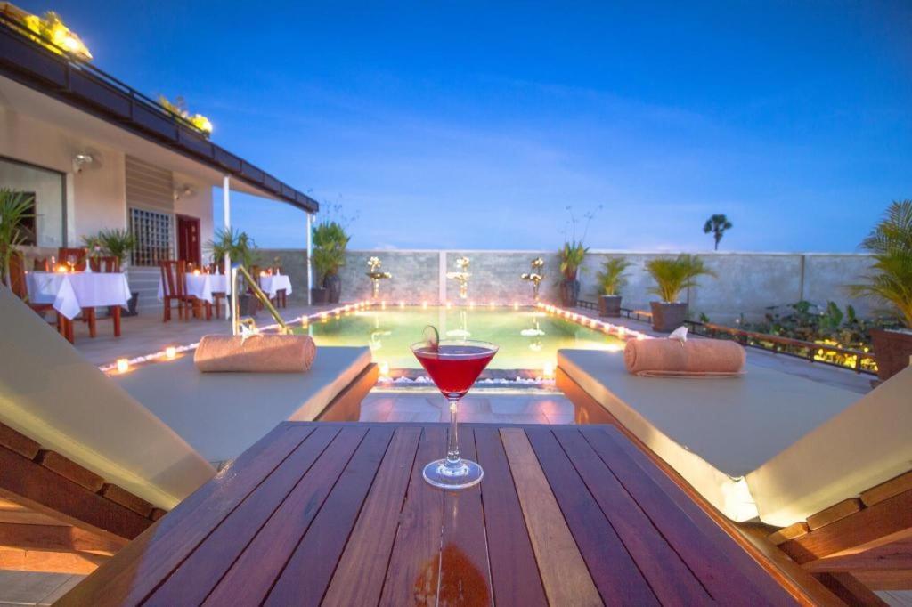 ไร โลตัส รีสอร์ต ดังกอร์ Hotel เสียมราฐ ภายนอก รูปภาพ
