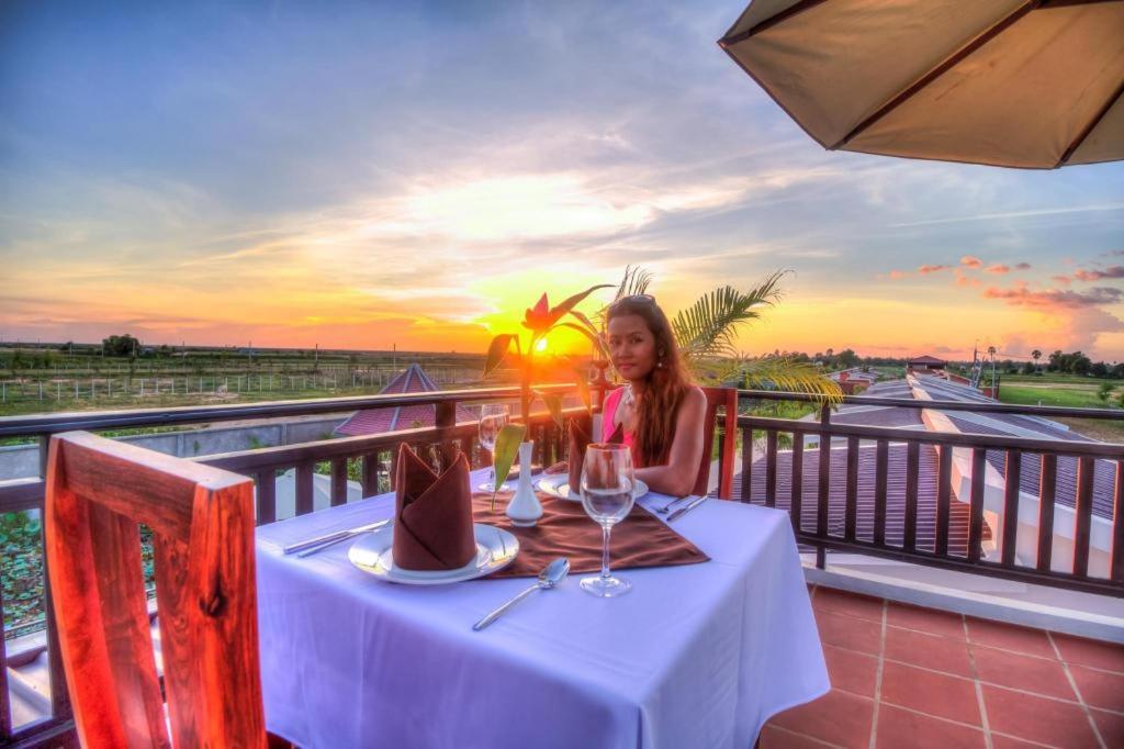ไร โลตัส รีสอร์ต ดังกอร์ Hotel เสียมราฐ ภายนอก รูปภาพ