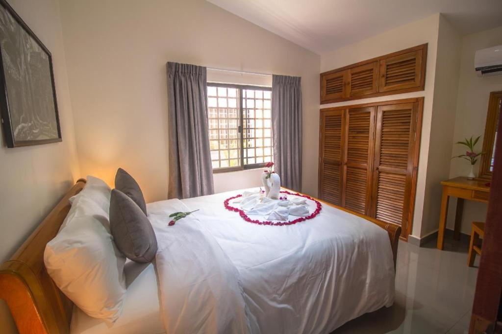 ไร โลตัส รีสอร์ต ดังกอร์ Hotel เสียมราฐ ภายนอก รูปภาพ