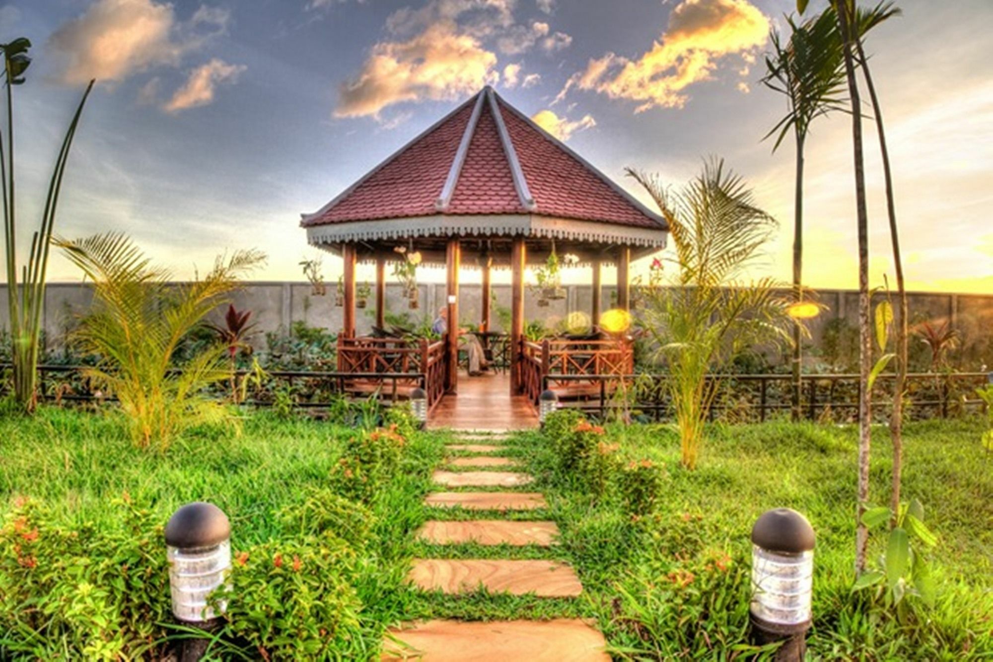 ไร โลตัส รีสอร์ต ดังกอร์ Hotel เสียมราฐ ภายนอก รูปภาพ